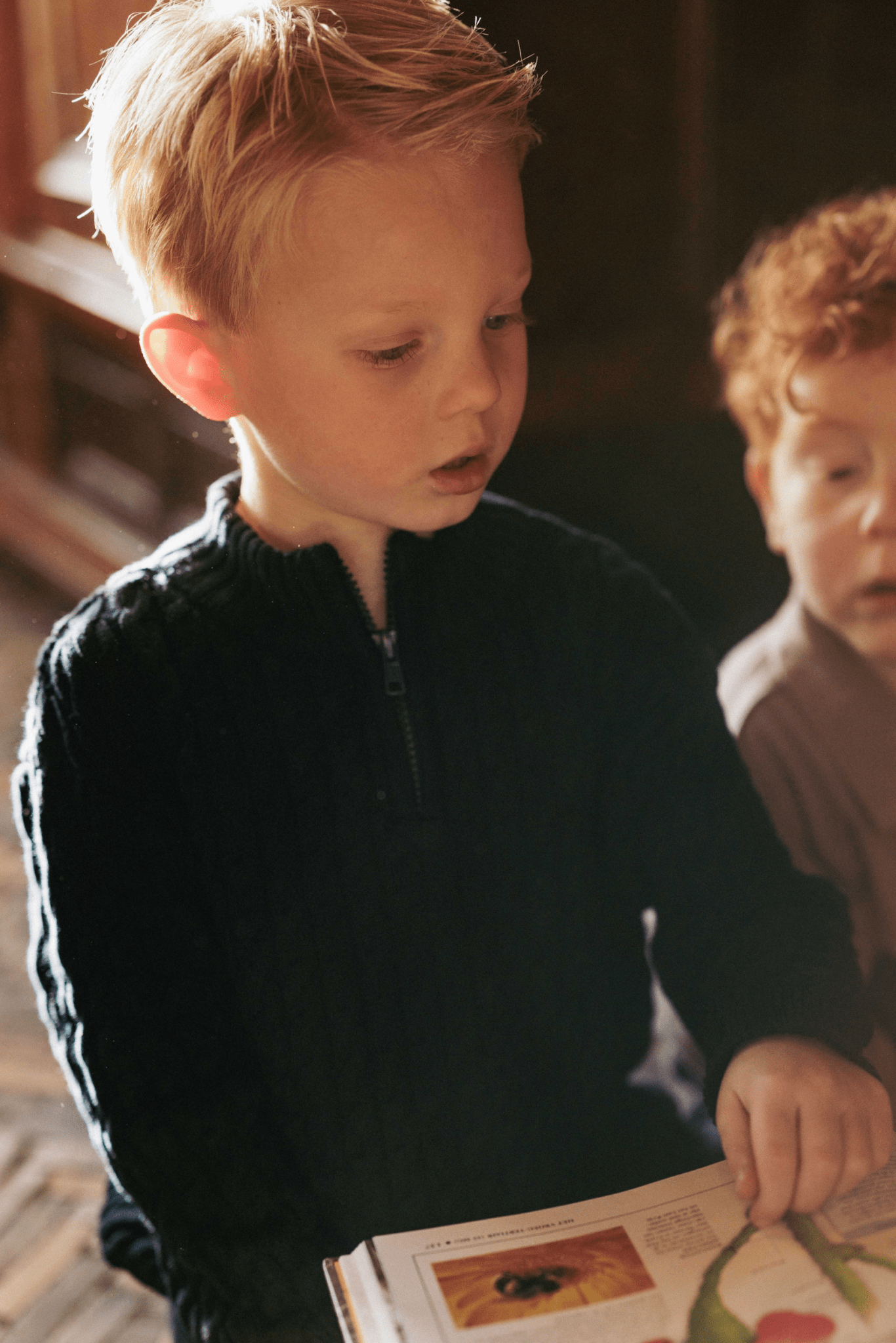 Magnus | Fijn gebreide trui | Blue Nights - Mr. Loutre - Truien & Vesten