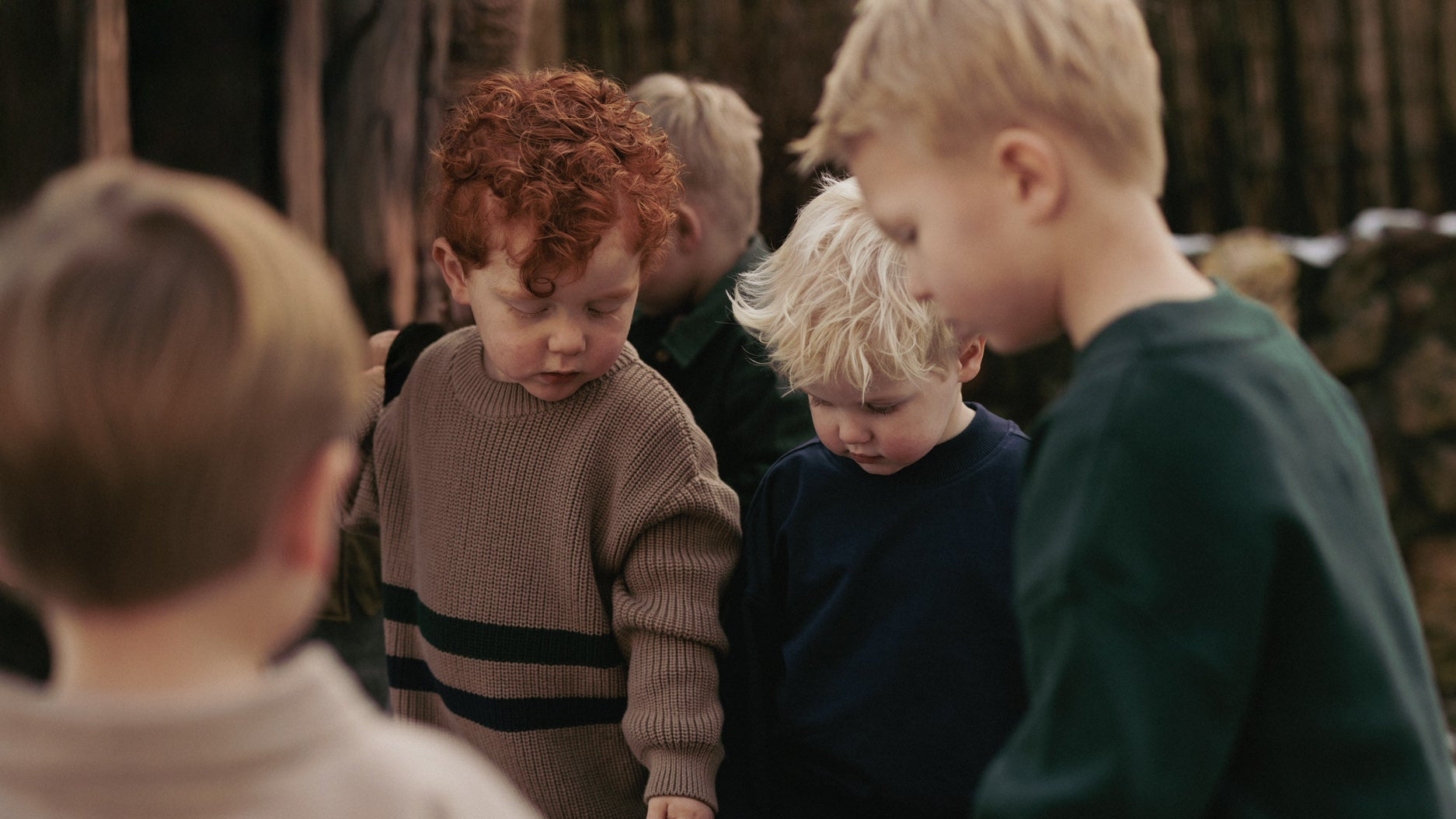 Jongens in jongens kleding van Mr. Loutre